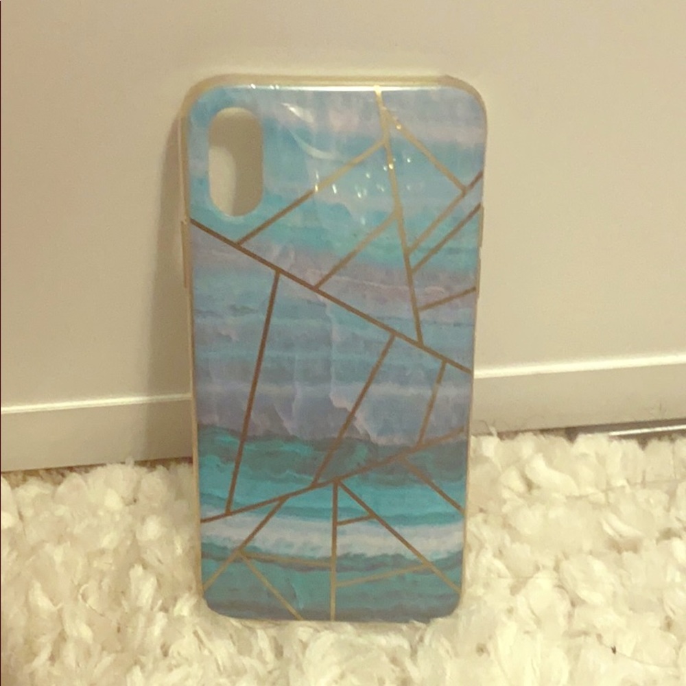 Blue geometric design iPhone X case